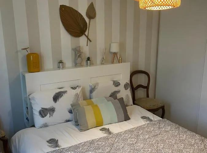 Chambre D'hote L'eveque * Chateau-l'Eveque